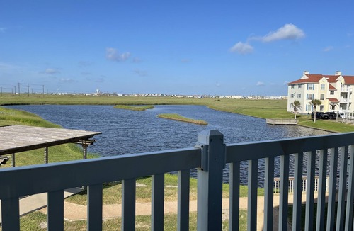 Corpus Christi Condo | "The Erin" ~ a nautical condo with beach & pond view