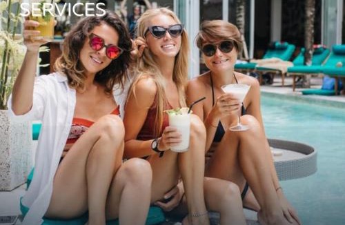 Burnet House | The Escape at 212 with Concierge Services