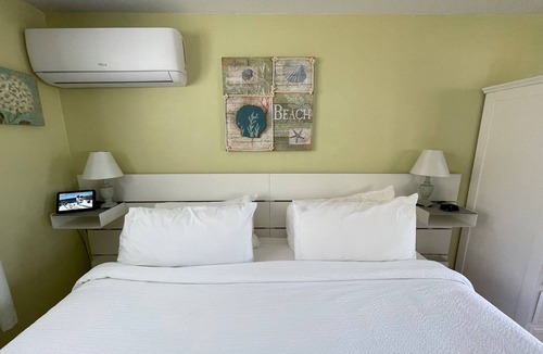 South Yarmouth Hotel | The Escape Inn