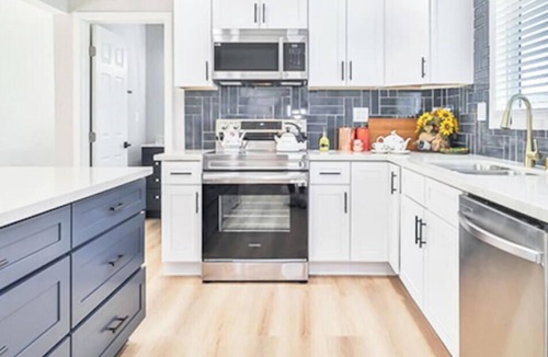 Winnetka House | The Escape Luxury Villa Pet Friendly Longer Stays