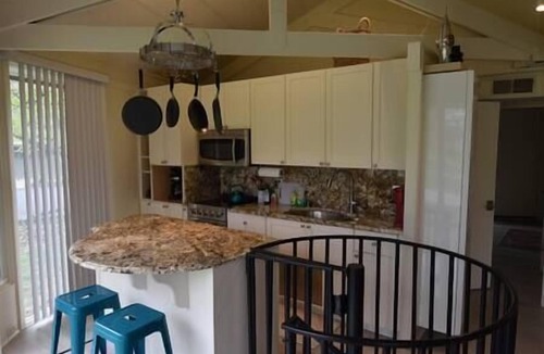 Cheat Lake House | The Escape Pod @Cheat Lake, private Hot Tub