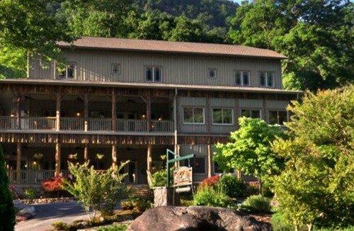 Chimney Rock Hotel | The Esmeralda Inn and Restaurant