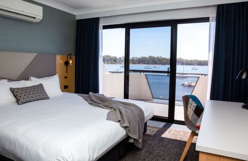 Batemans Bay Hotel | The Esplanade