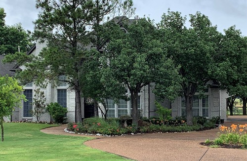 McLendon-Chisholm House | The Estate House at Rosini Vineyards & Winery