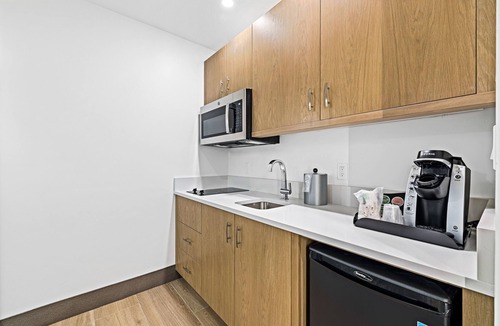 McCall Hotel | The Evergreen Hotel