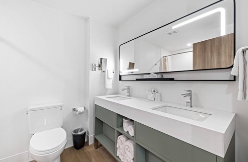 McCall Hotel | The Evergreen Hotel