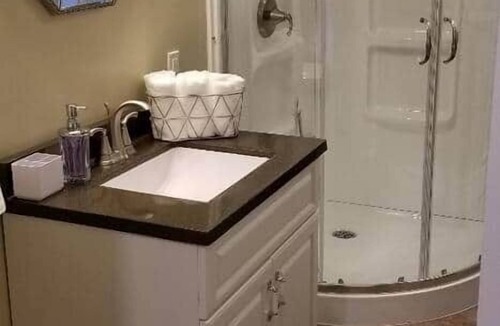 Trinity Bed & Breakfast | The Evergreen Suite, Trinity Guest House