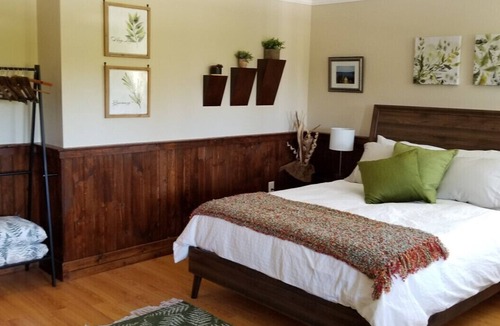 Trinity Bed & Breakfast | The Evergreen Suite-with Private Balcony!
