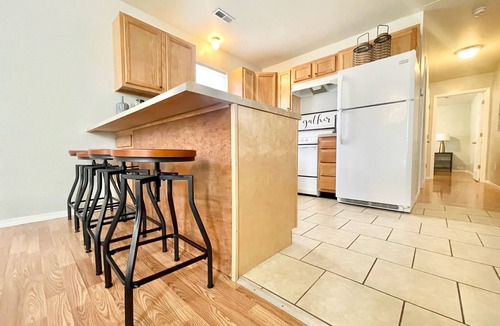 West Plains House | The Everly-916