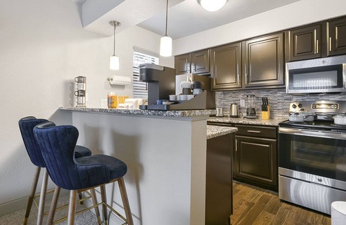 North Dallas House | The Everton Space |Gym| Pool| - Dallas Texas