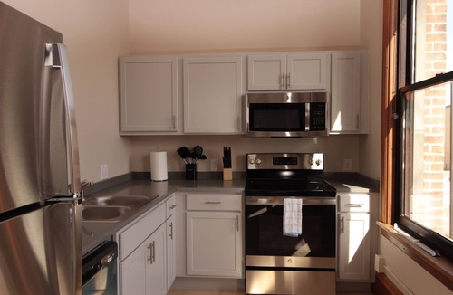 Marshland Apartment | The Exchange 14 | Historic Bldg, Studio, Dwntwn