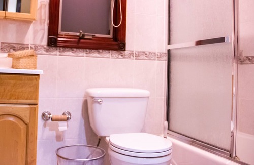 Bergen Beach Apartment | The Executive Brooklyn Mansion