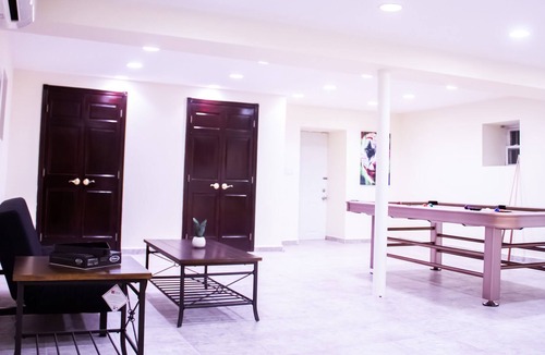 Bergen Beach Apartment | The Executive Brooklyn Mansion