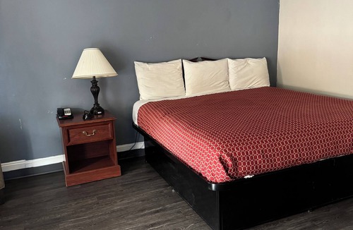 Danville Hotel | The Executive Inn