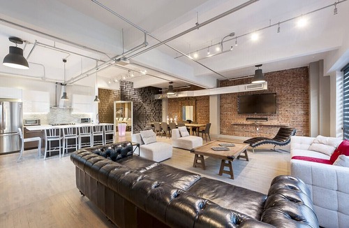 Downtown Montreal Apartment | THE EXECUTIVE LOFT | Holland Hotel