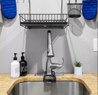 East Parkside Apartment | The Executive - Philly Zoo - Queen Suite - Parking