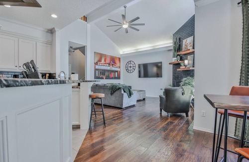 Lubbock House | The Experience at Lake Ridge - Don’t Just Visit Lubbock. Experience It.
