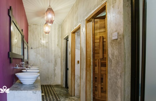 Chinatown Hostel | The Explorers Guesthouse and Hostel