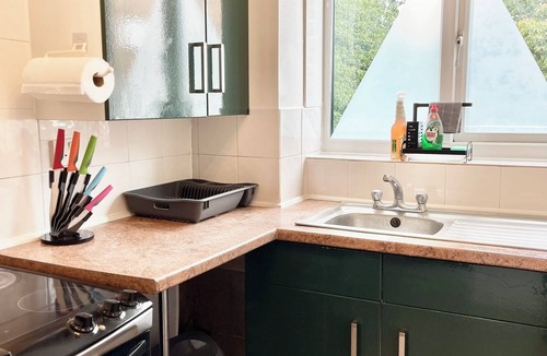 Seven Kings Apartment | The Express Apartment