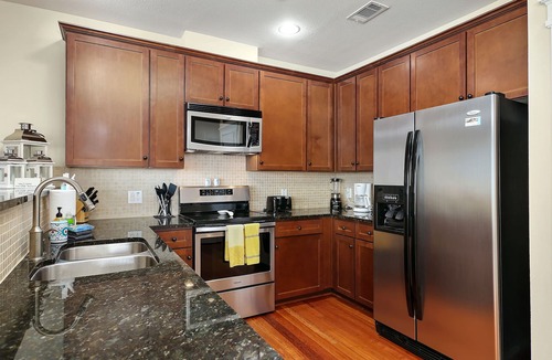 Galveston Condo | The Extra Pointe-Book 5+ nights & get 15% discount-Beach View. 3BD/2BA.