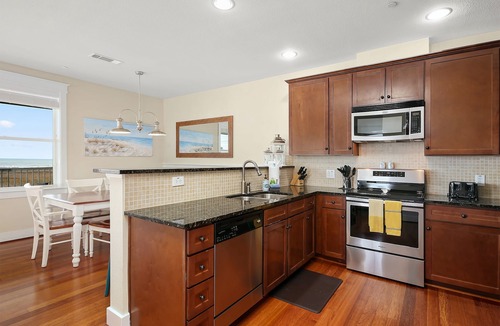 Galveston Condo | The Extra Pointe-Book 5+ nights & get 15% discount-Beach View. 3BD/2BA.