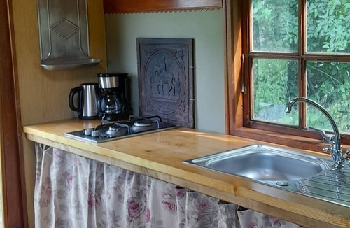 Ouroux House | The fairground wagon