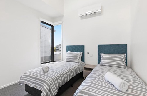 Torquay House | The Fairway Club