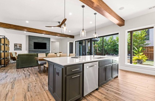Frisco House | The Fairway on Maple