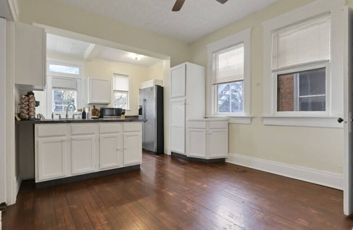 Franklin Park House | The Fairwood- convenient affordable 4 bedroom