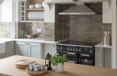 Castle Ashby Hotel | The Falcon Hotel