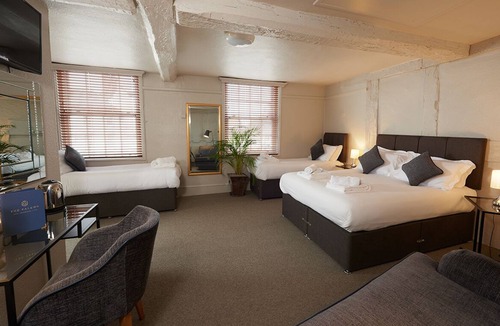 Bridgnorth Hotel | The Falcon Hotel & Restaurant