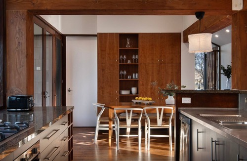 Werona House | The Falls at Lake Werona