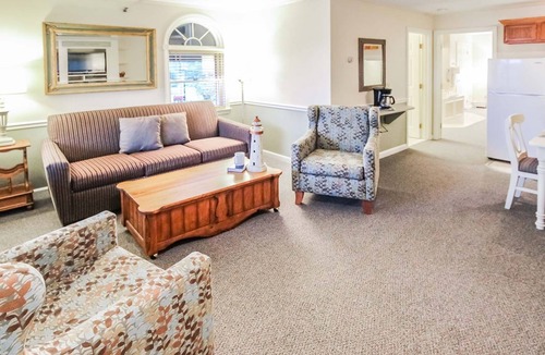 Ogunquit Resort | The Falls at Ogunquit Resort, Maine