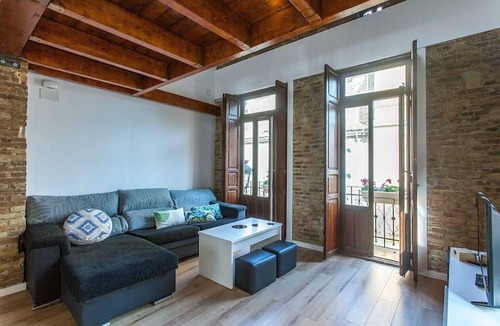 El Cabanyal Apartment | THE FAMILY BEACH HOUSE