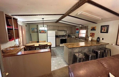 Mayhill Cabin | The Family Cabin: Newly Renovated Retreat with Full Amenities and Shared Seasonal Hot Tub