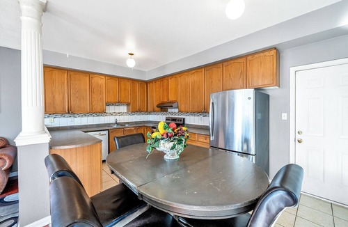 Ajax House | The Family Domain