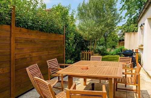 Saint-Cyr-sur-Loire House | The family parenthesis