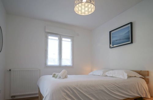 Chaparon Apartment | The Family Lake - 2 bedroom apartment, terrace & parking