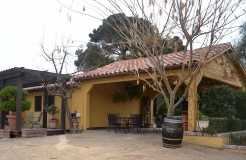 North Woodbridge Cottage | The Famous Beautiful Viaggio River Cottage Can Now Be Yours For Overnight Stays