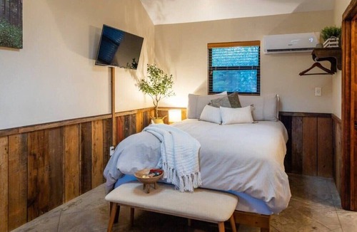 Waco Cabin | The Fantail at Nicole Creek Cabins