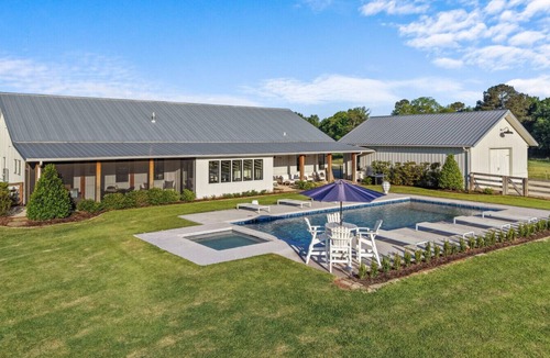 Eatonton House | The Farm At Lake Oconee, HotTub, FirePit, Privacy