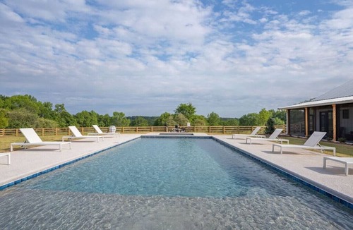 Eatonton House | The Farm At Lake Oconee, HotTub, FirePit, Privacy