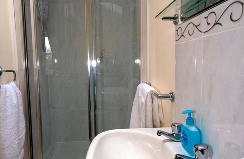 Ormskirk Bed & Breakfast | The Farm Burscough