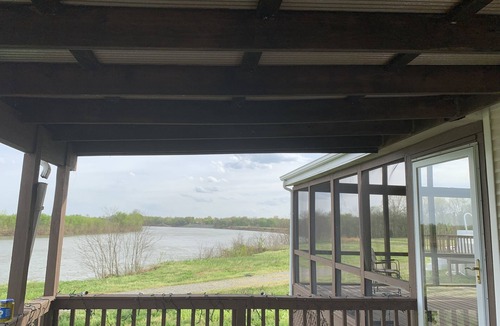 Grand Rivers House | The farm getaway!