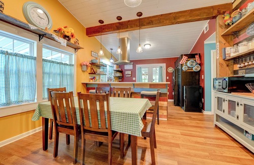 Meridian House | The Farm Haus