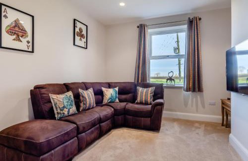 Newark House | The Farm House