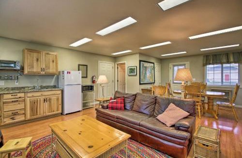 Harrisburg House | The Farm House on Mount Tom