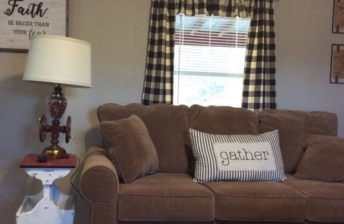 Marshall Other | The Farmhouse a quiet retreat in a country setting