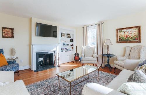 Waynesboro House | The Farmhouse at Wellington