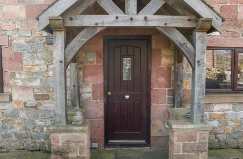 Tunstall House | The Farmhouse